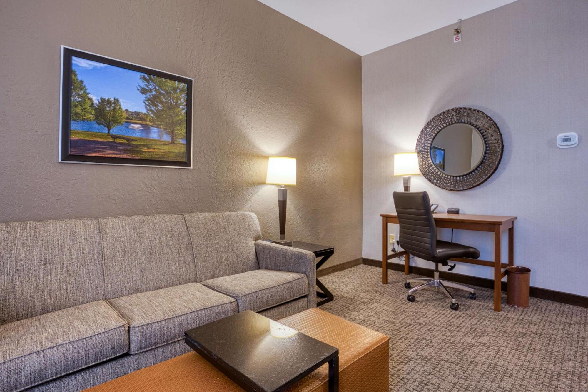 Drury Inn & Suites St. Louis - Fairview Heights Eksteriør bilde