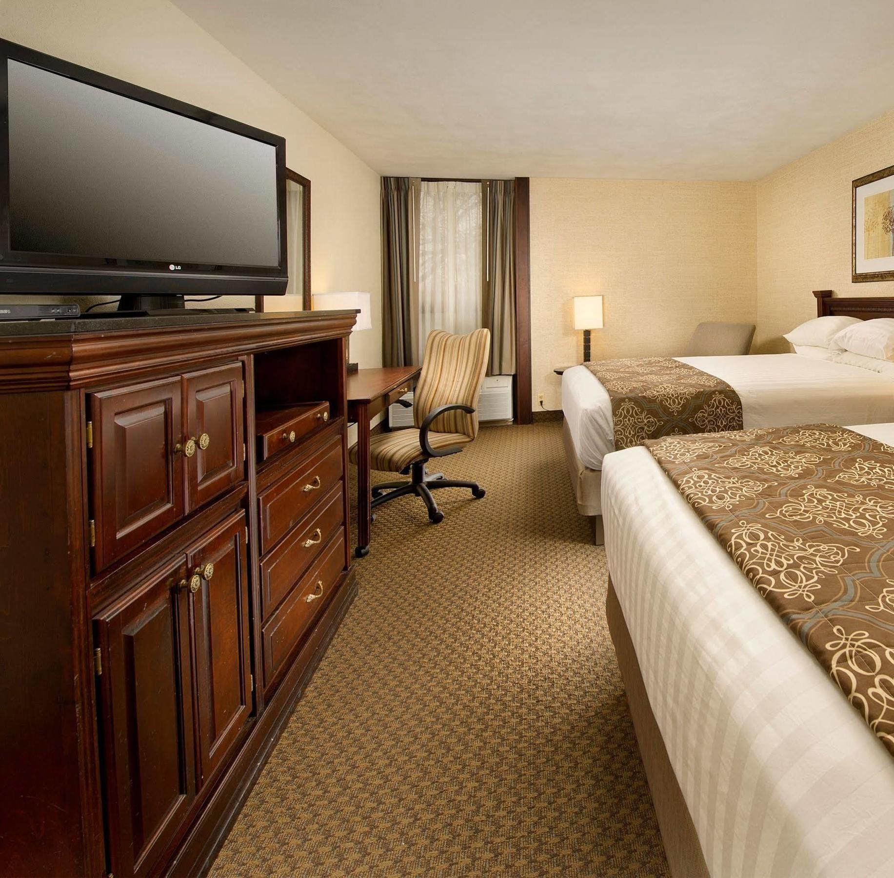 Drury Inn & Suites St. Louis - Fairview Heights Eksteriør bilde